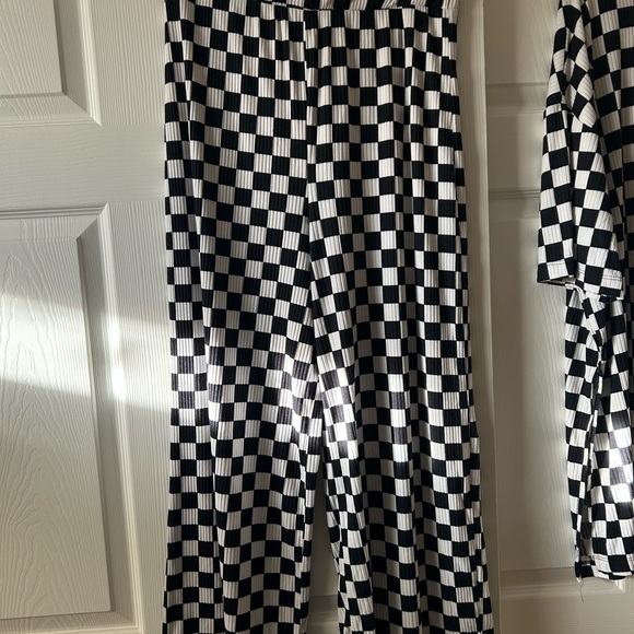 Dressed in LALA, Lex Ribbed Playsuit, Size XL - Picture 5 of 7